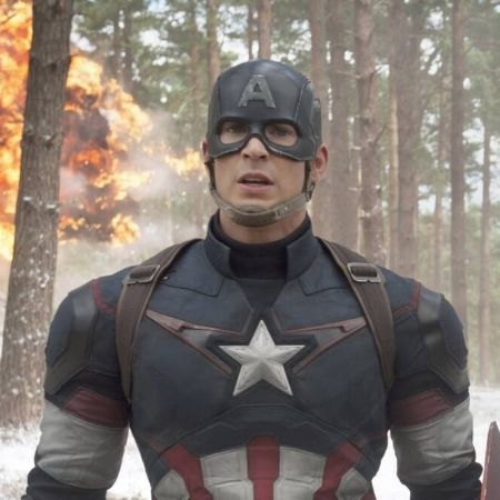 Steve Rogers in his Captain America Suit